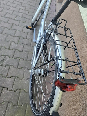 Sehr gepflegtes und sauberes Fahrrad,