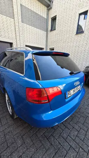 Audi A4 Bild 4