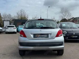 Peugeot 207 Urban Move 1.4l Pano/Klima/HU neu Bild 4