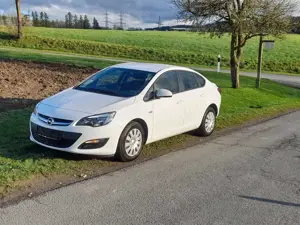 Opel Astra opel astra j 1.6 mit tuv bis 12.27