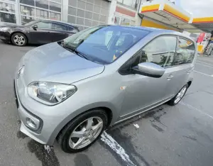 Volkswagen up! high