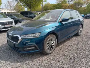 Skoda Octavia Combi Ambition Navi LED AHZV Klima SHZ