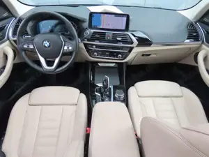 BMW X3 xDrive20d Autom. Leder Panorama Navigation Bild 5