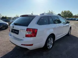 Skoda Octavia Combi 1.6 TDI 4x4 Elegance GreenTec Bild 5