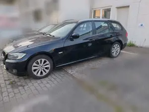 BMW 318 318i Touring Bild 2