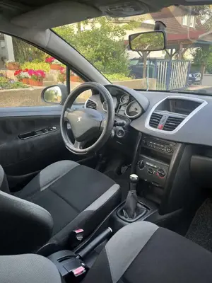 Peugeot 206 Bild 4