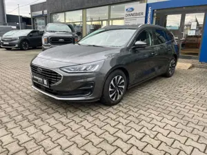 Ford Focus Titanium Edition Navi+Kamera+Winterpaket Bild 2