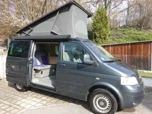 Volkswagen T5 California 2.5 TDI Comfortline