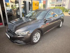 Volkswagen Passat Variant Business DSG Navi,LED,PDC,Carplay,Alu,Climatronic!