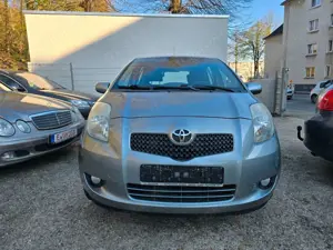 Toyota Yaris Bild 4