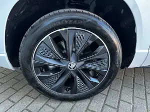 Skoda Karoq Sportline AHK;BFS;PLA;MATRIX;KAMERA Bild 5