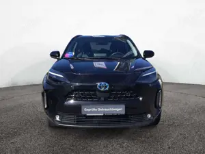 Toyota Yaris Cross 1.5 Hybrid AWD-i Adventure Bild 2