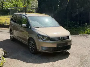 Volkswagen Touran 2.0TDI 7 Sitzer 103KW AGR PROBLEM