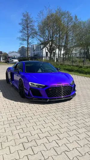 Audi R8
