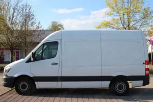 Mercedes-Benz Sprinter Bild 2