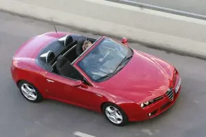 Alfa Romeo Spider 2.2 JTS 16V Exclusive FAST WIE NEU