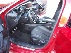 Peugeot 208 Bild 5