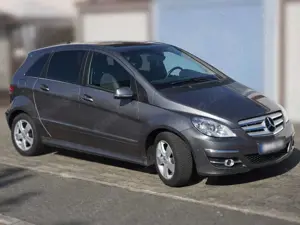 Mercedes-Benz B 200 B 200 CDI DPF Autotronic SPORT EDITION