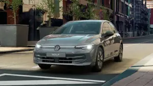 Volkswagen Golf VIII 1.5 eTSI DSG GOAL LED ACC Kamera AHK
