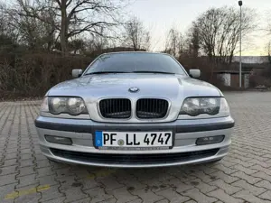 BMW 320 Bild 3