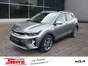 Kia Stonic Platinum Edition El. Panodach Navi LED ACC Apple C
