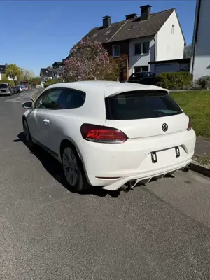Volkswagen Scirocco 2.0 TSI Bild 5