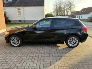 BMW 118 118d Aut. Advantage Bild 2