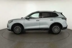 Volkswagen Tiguan 1.5 eTSI DSG LED ACC Kamera Sitzheizung