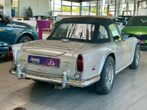Triumph TR5 Bild 2