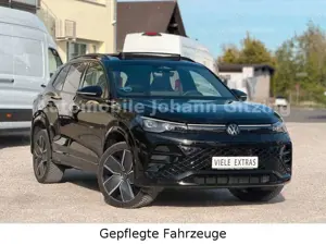 Volkswagen Tiguan TIGUAN R BLACK-STYLE 4X4 PANO AHK HuD HK 360°20