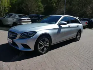 Mercedes-Benz C 220 d*T*4Matic*Klima*Sitzhzg*Kam*LED