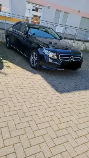 Mercedes-Benz E 200 9G-TRONIC Avantgarde