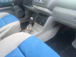 Volkswagen Lupo Lupo 1.0 College 8fach bereift Alu Servolenkung Bild 5