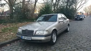 Mercedes-Benz C 220 D Classic