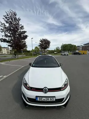 Volkswagen Golf GTI Performance BlueMotion Technology