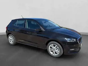 Skoda Fabia Selection 1,5 TSI DSG,FS behzb. AHK, RKF,Kes