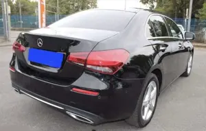 Mercedes-Benz A 180 A 180d-Limousine TÜV /Navi/Leder/PDC/LED/TOP/Tem