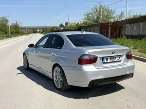 BMW 325 325d Navi BiXenon KeylessGo DVD Bild 3