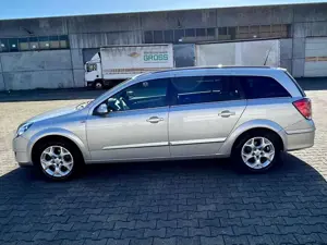 Opel Astra Astra Caravan 1.6 Caravan TÜV 09/2027 AHK