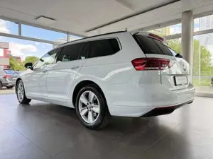 Volkswagen Passat Variant Business 4Mo 2.0 TDI DSG NAVI LED Klima Navi Bild 3