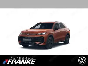 Volkswagen T-Roc R-Line 1.5 eTSI,DSG, Panoramadach IQ-Light
