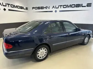 Mercedes-Benz E 300 Diesel Aut. Elegance 1-Hand Leder Bild 4