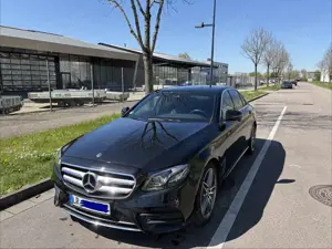 Mercedes-Benz E 200 E 200 (213.042)