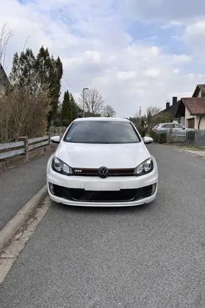 Volkswagen Golf GTI VI