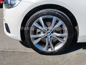 BMW 220 i Active Tourer *LED*ATM*NAVI*PDC*AHK* Bild 4