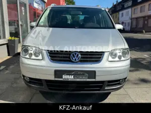 Volkswagen Touran Highline/ AUTOMATIK/ 7.SITZER