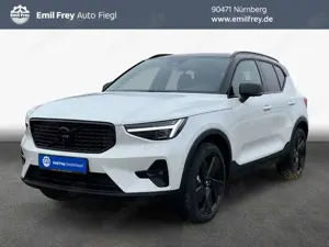 Volvo XC40 XC40 B3 B DKG Plus Black Edition 120 kW, 5-türig