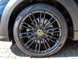MINI Cooper SE 3-Türer Classic Trim Navi Wärmepumpe LED DAB PDC h Bild 5