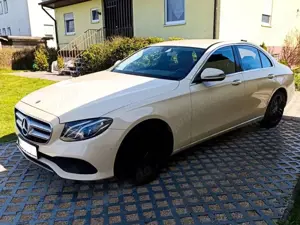 Mercedes-Benz E 200 E-Klasse Diesel d 9G-TRONIC Exclusive