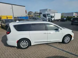 Chrysler Pacifica 3.6L V6 . TWA.PDC.Sitz.Heizung. Bild 4